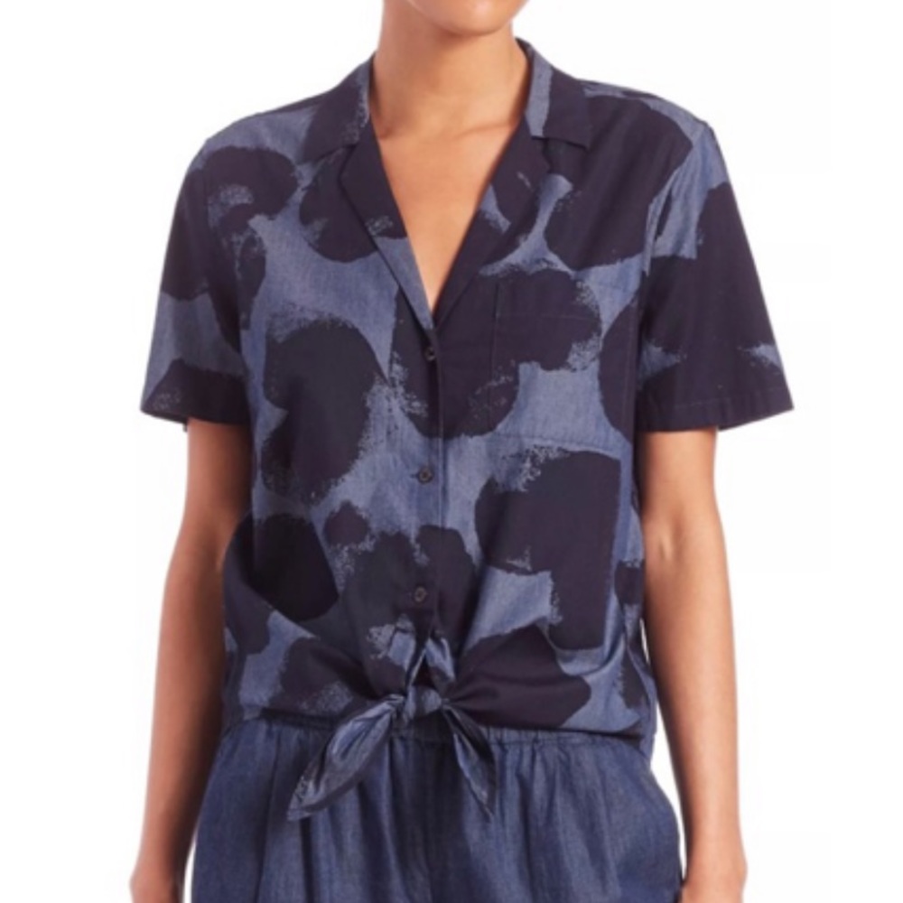 Equipment short sleeve button down heart top